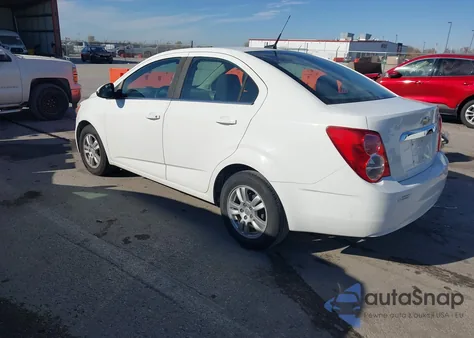 2013 Chevrolet Sonic Lt Auto z USA, uszkodzony, nr VIN 1G1JC5SH1D4113510